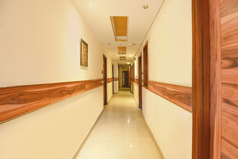 Fabhotel Atithi