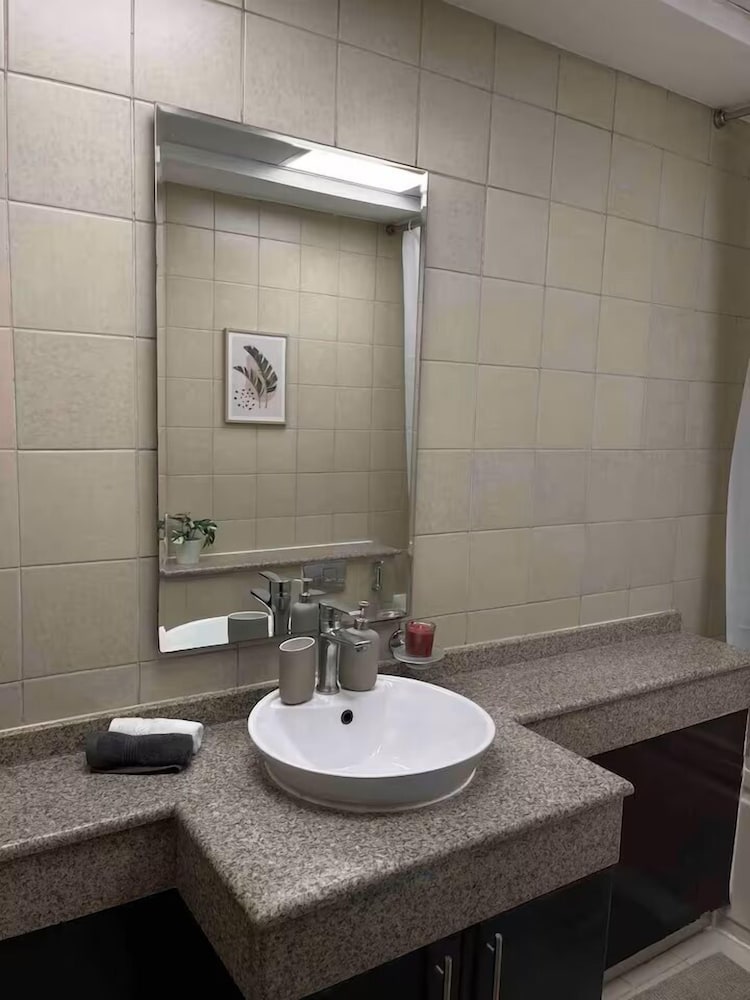 Modern Skyline Sea View 2BR Apartment