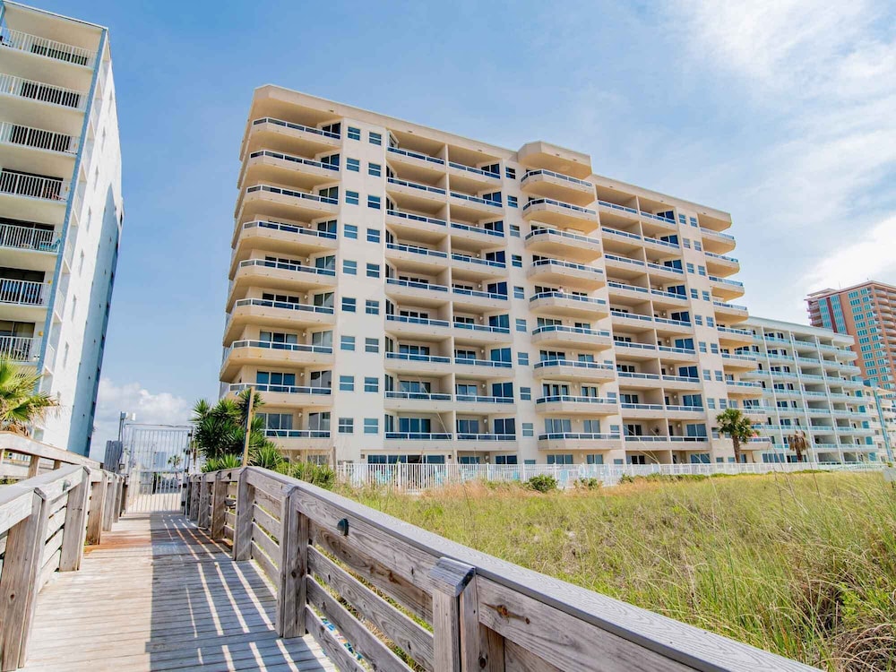 The Enclave #1006 by Southern Vacation Rentals