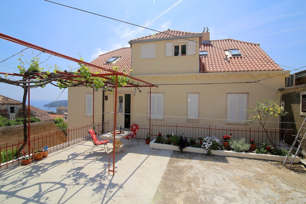 Vicina Summer Apartments - One Bedroom Apartment With Sea View