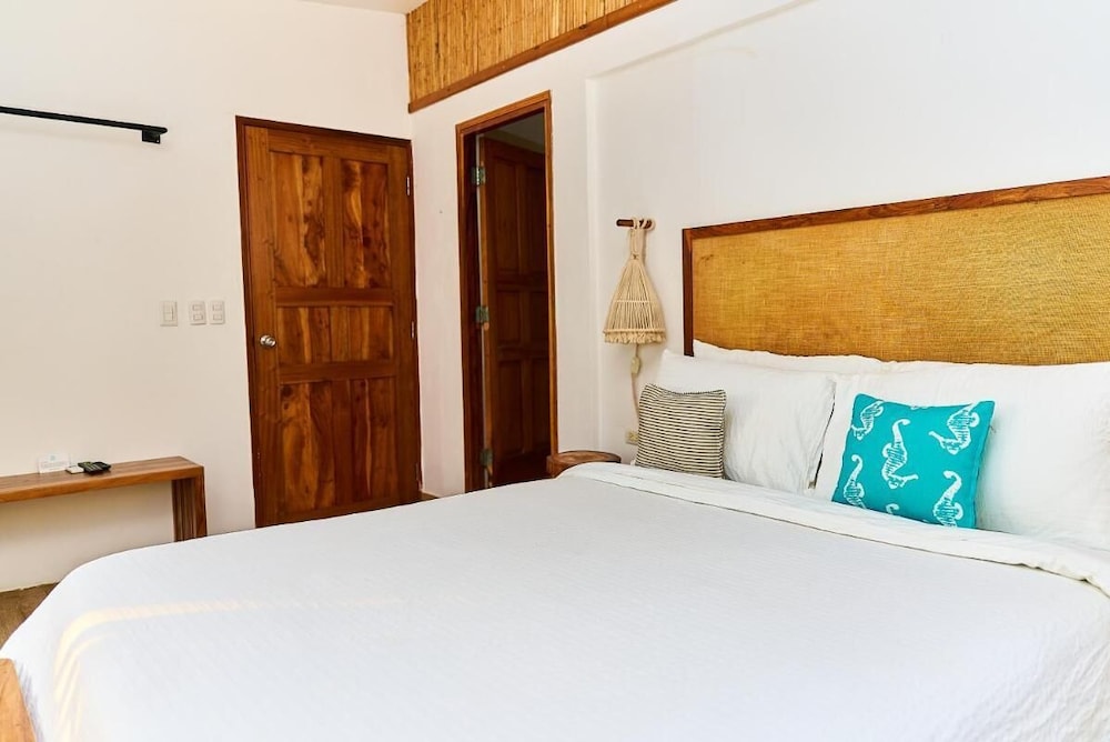 Room in Lodge - Sandia 8 - Double Room With sea View, Terrace or Balcony view 4