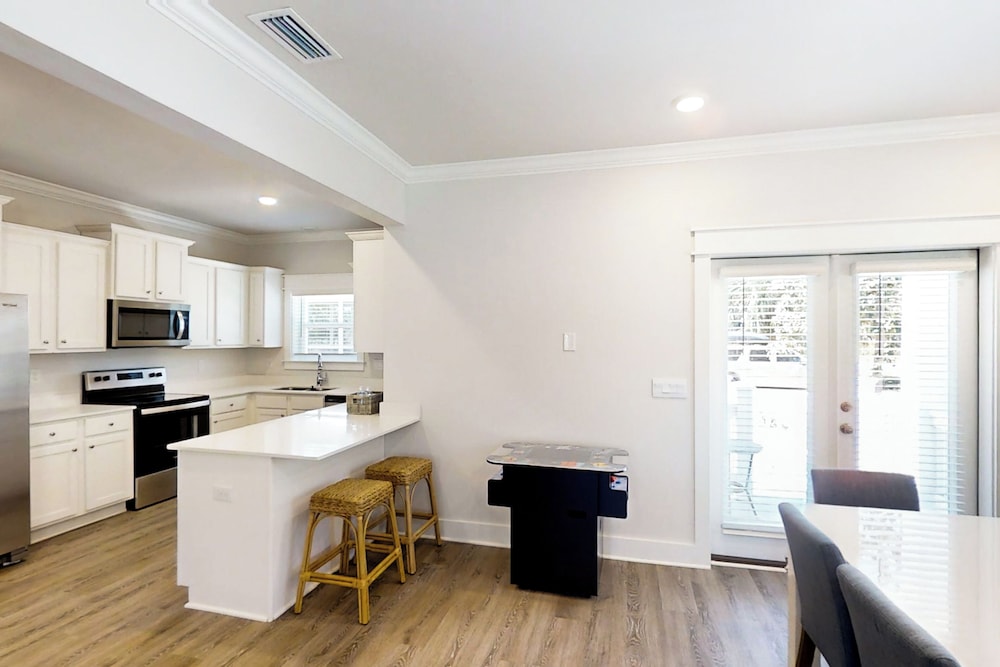 Home Near Beach w/ Pool, Arcade, Decks, W & D