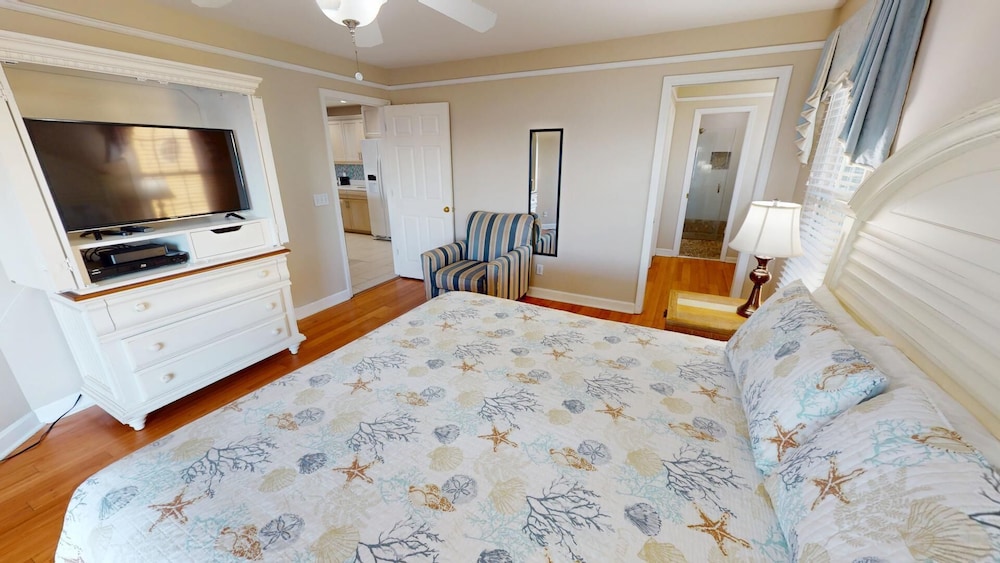 Pelican Point by Tybee Vacation Rentals