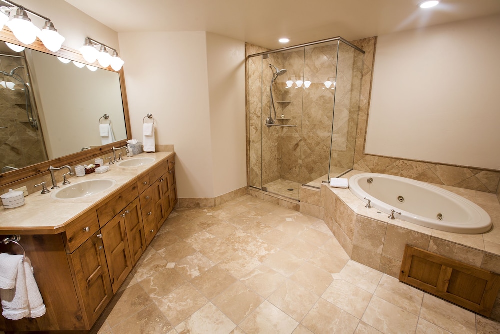 WestWall Lodge - Property Image 129