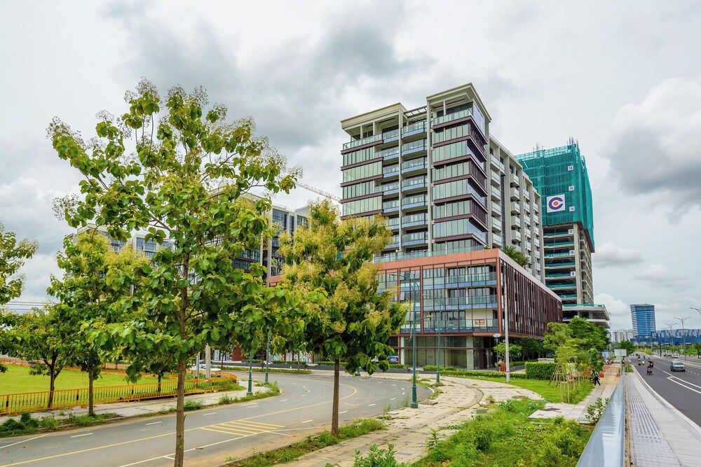 Landmark 81 & Vinhomes - ZEN Saigon Citypoint.