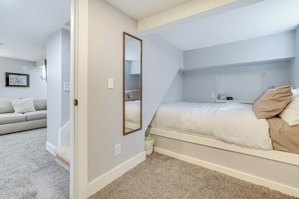 6 Mi to Dtwn: St Paul Home w/ Patio