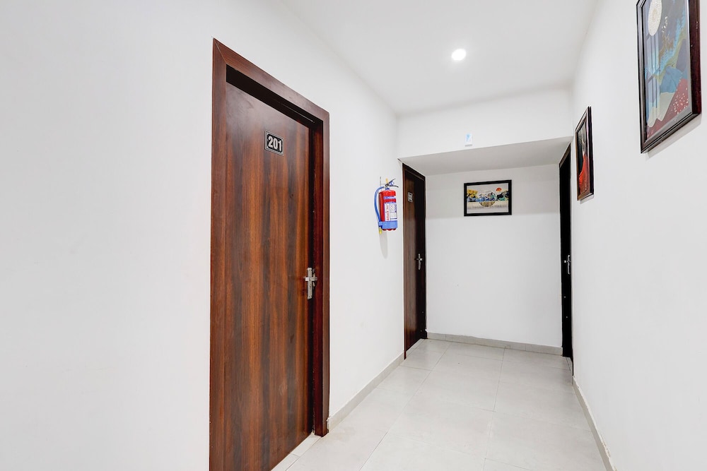 Fabhotel 18