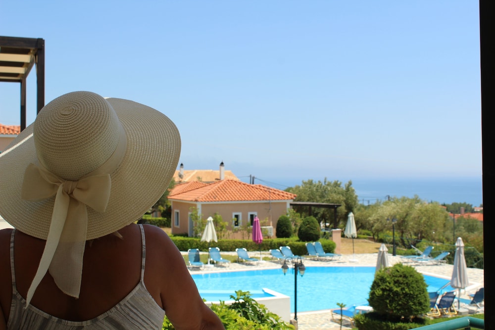 Oneira Villas