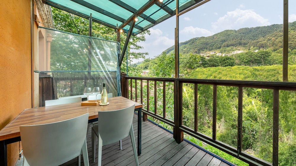 Gapyeong Noksu Valley Pet Group Pension