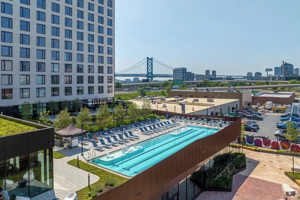 Luxury Apartments by Hyatus at Central Philly