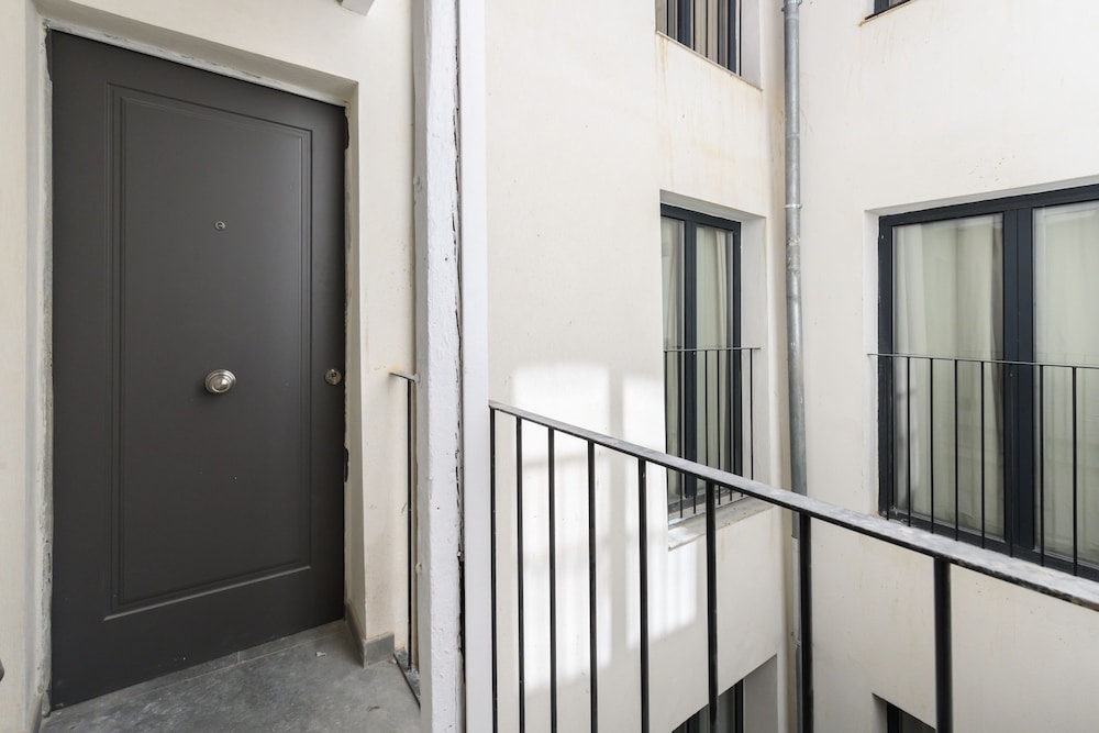 M Enc132 Acogedora Vivienda en La Latina una de