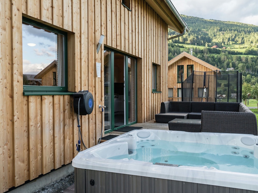 Pleasant Chalet With Indoor hot tub