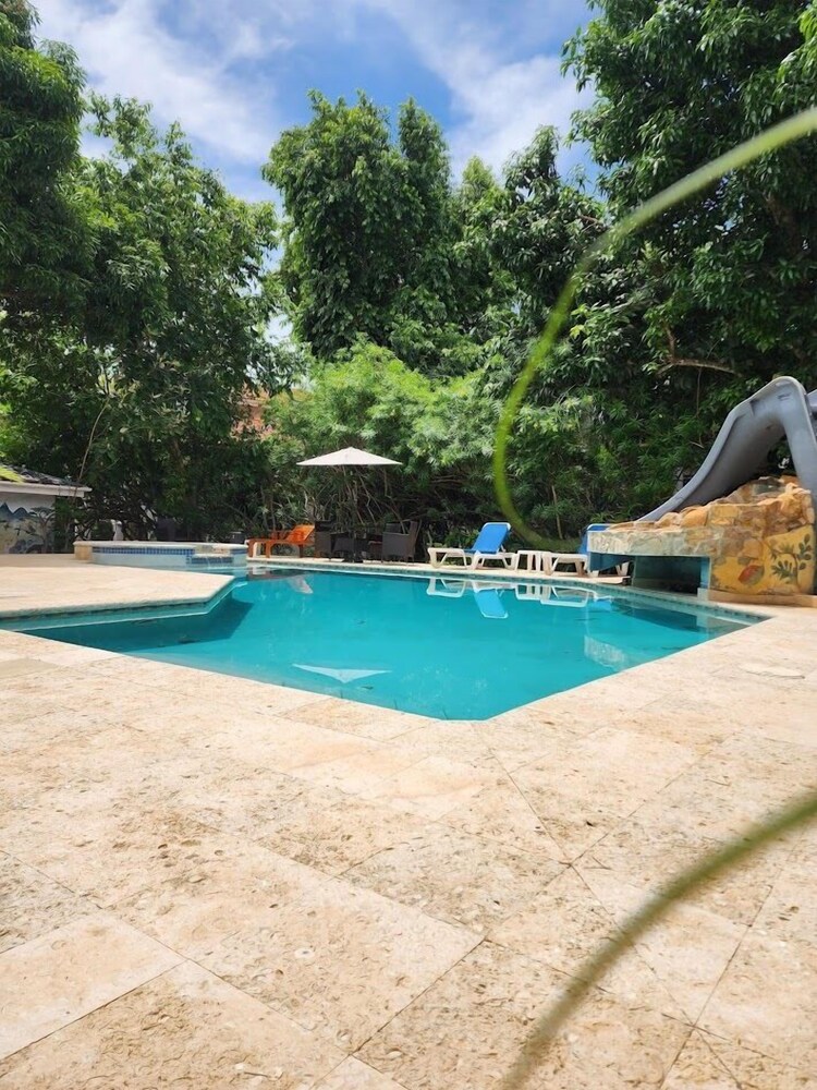 Caribbean Shores Bed & Breakfast