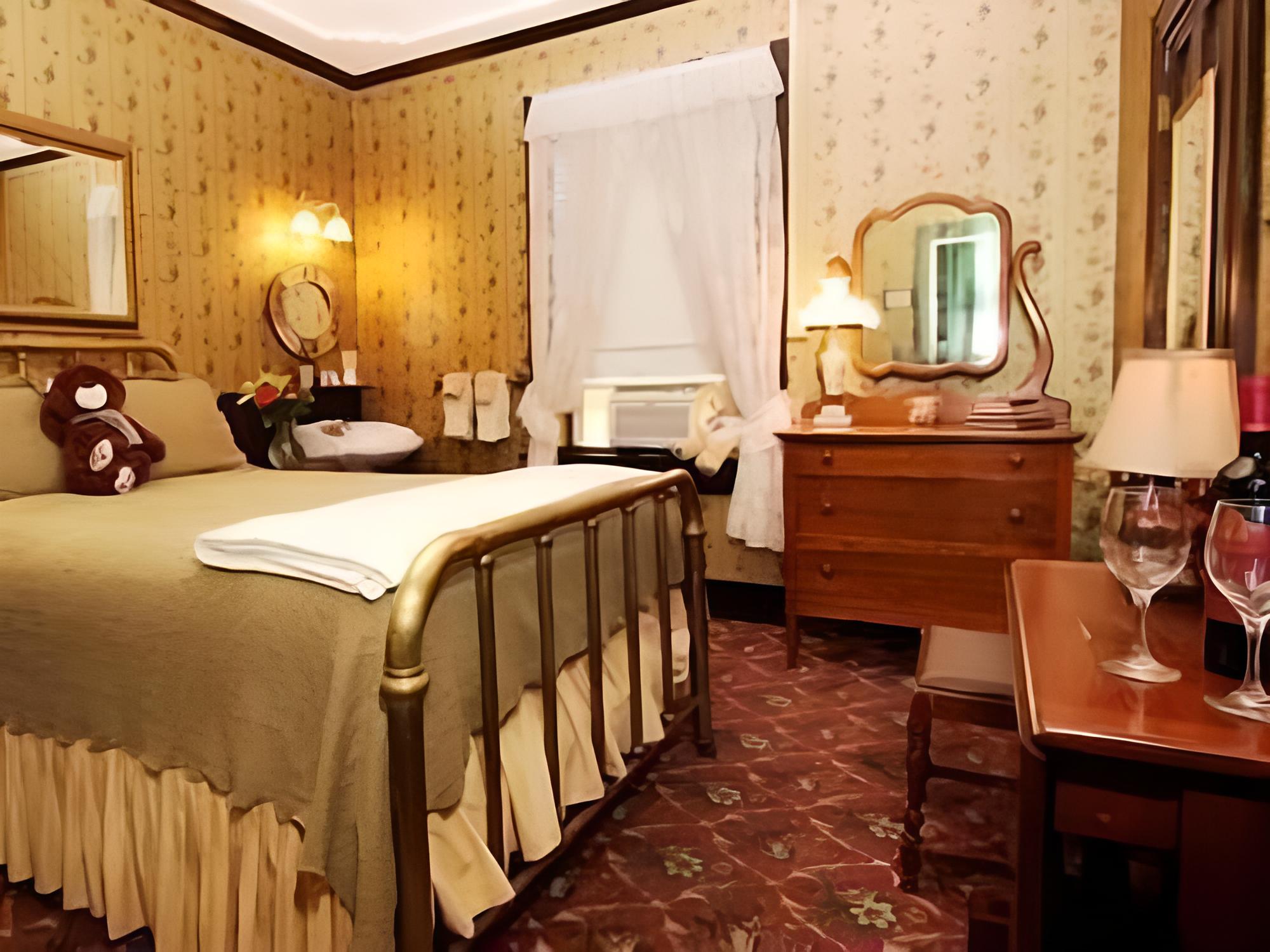 Historic National Hotel