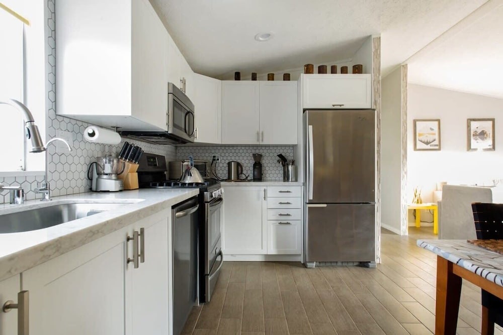 @ Marbella Lane - 10 Acres Oasis Desert Retreat!