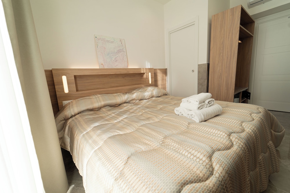 B&B Le 4 Stagioni Dante's Suites by ClaPa Group Dislocated Hospitality