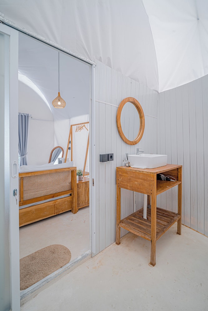 Onion Hill Glamping