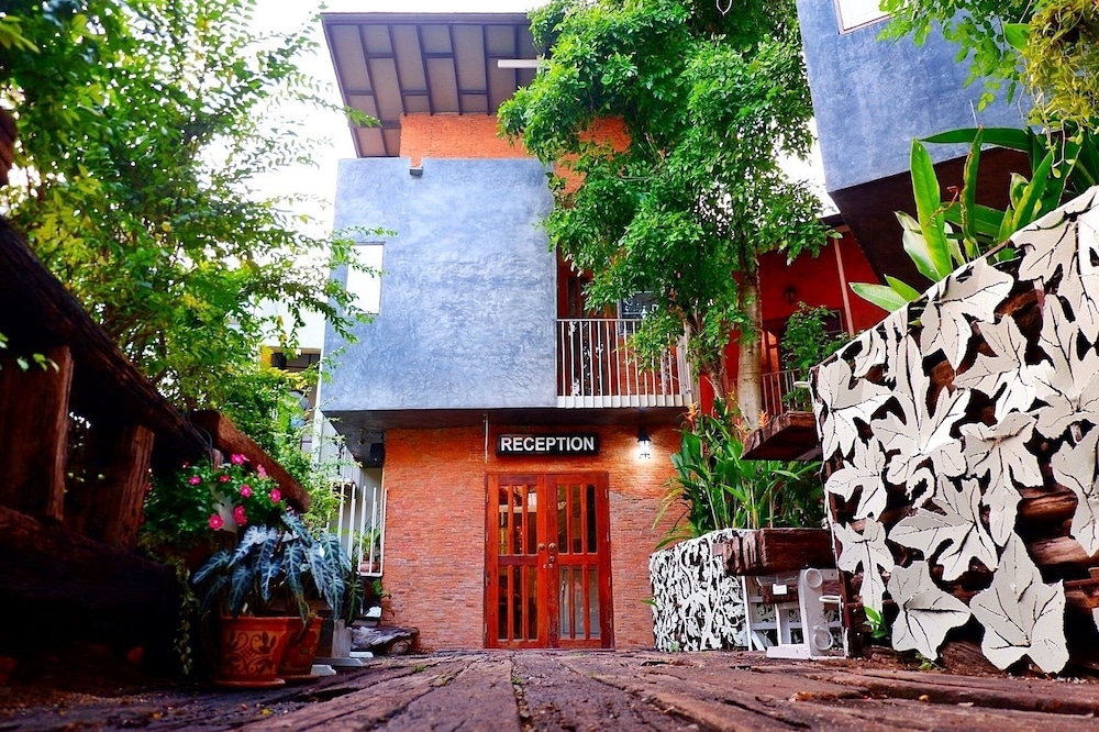 Hy Resort