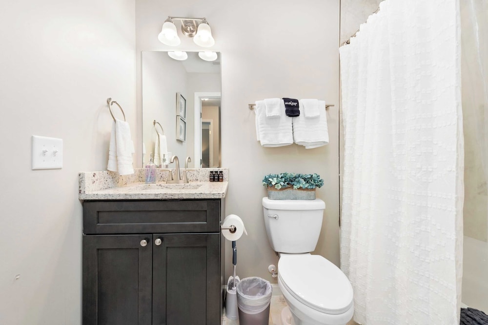 Cypress & Willow Buyout by Avantstay 2 Home Buyout! Sleeps 16!