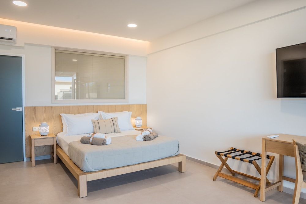 Avelia Luxury Villa With Private Pool