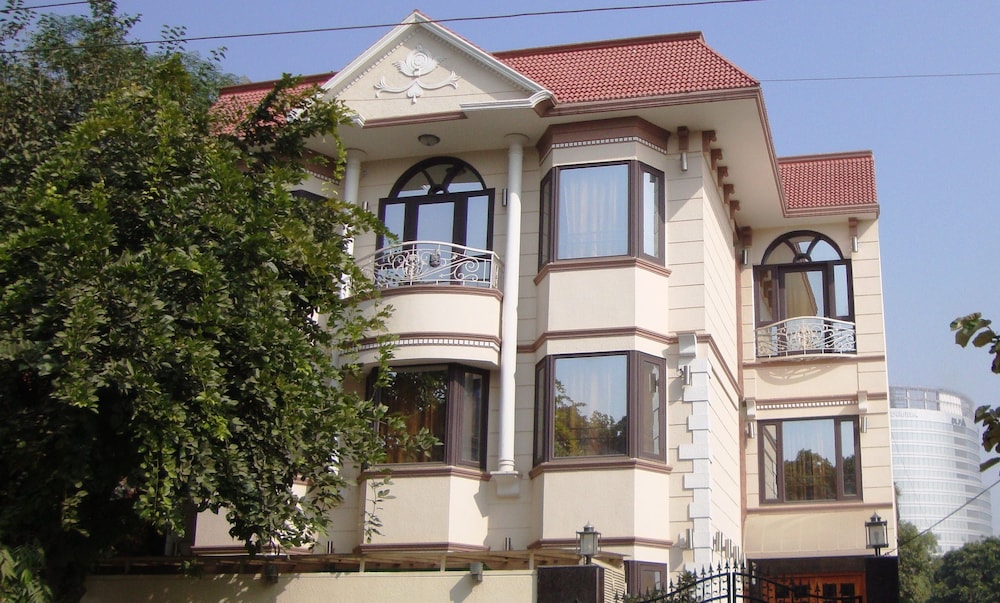 Ahuja Residency Cyber City II