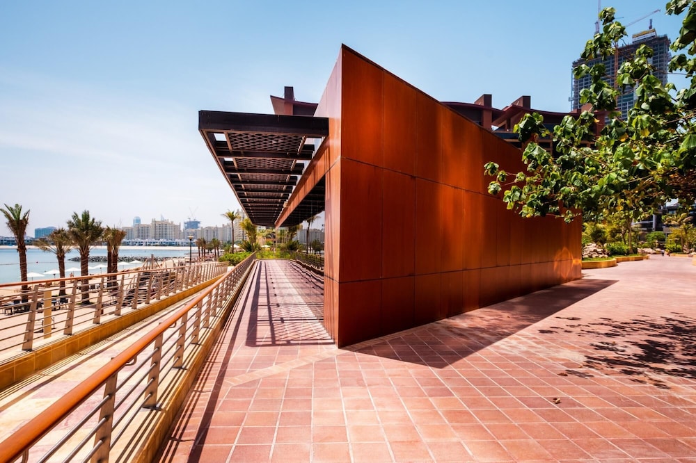 Luxury at Palm Jumeirah wz Private Beach