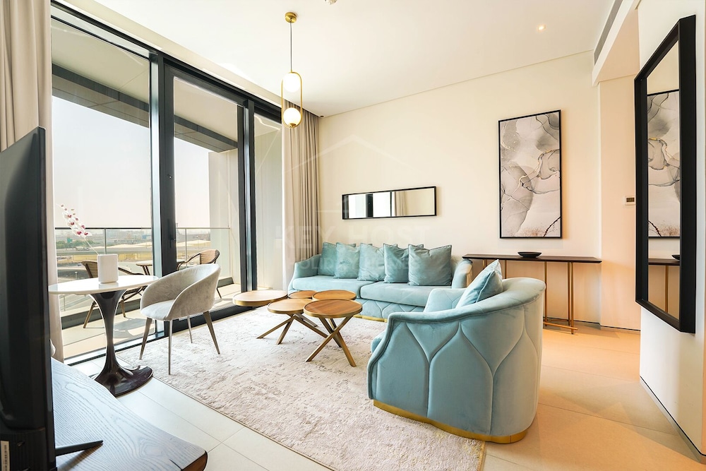 KeyHost - Address Beach Residences