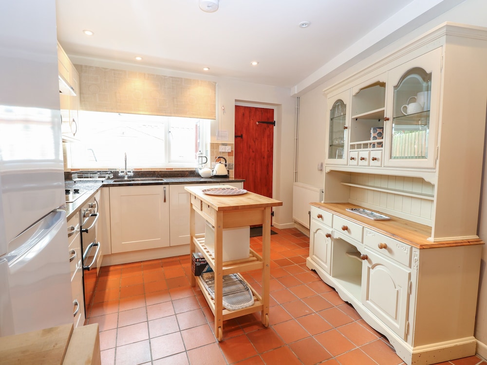 Compass Cottage
