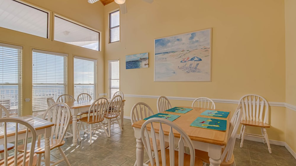 Triple Seas by Southern Vacation Rentals