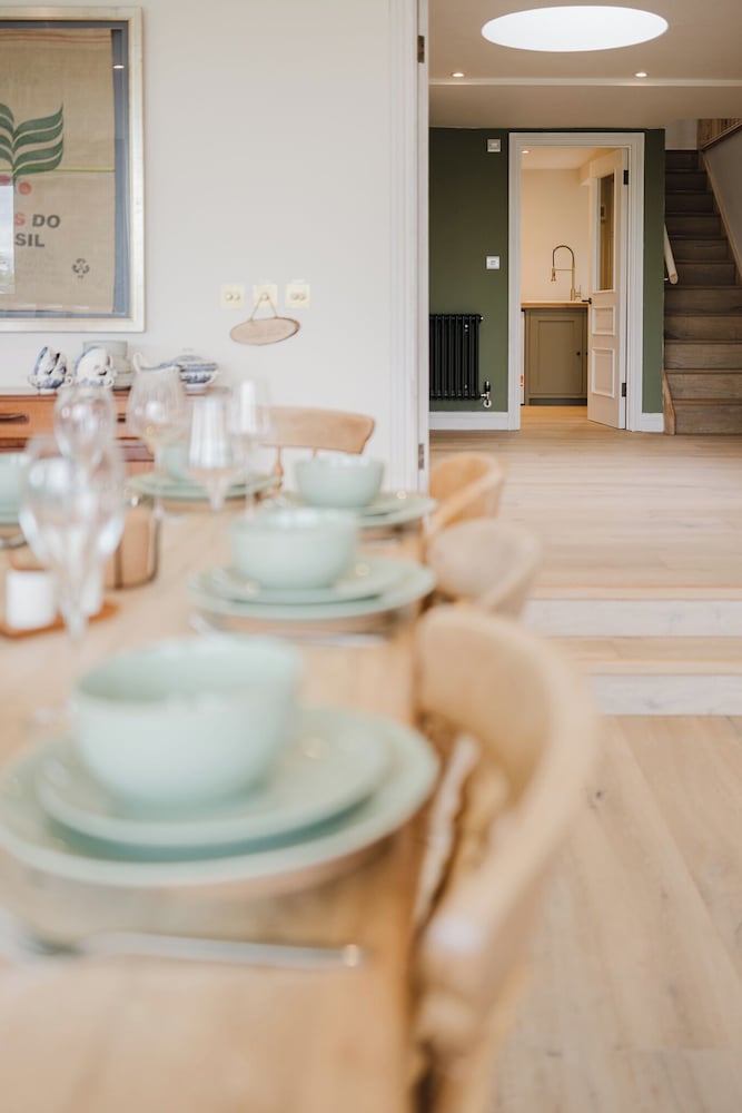 Mulberry Cottage 5BD in Wiltshire