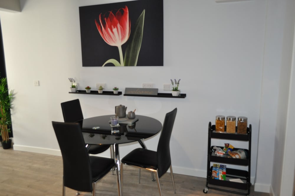 VIP Church Street Apartments view 5