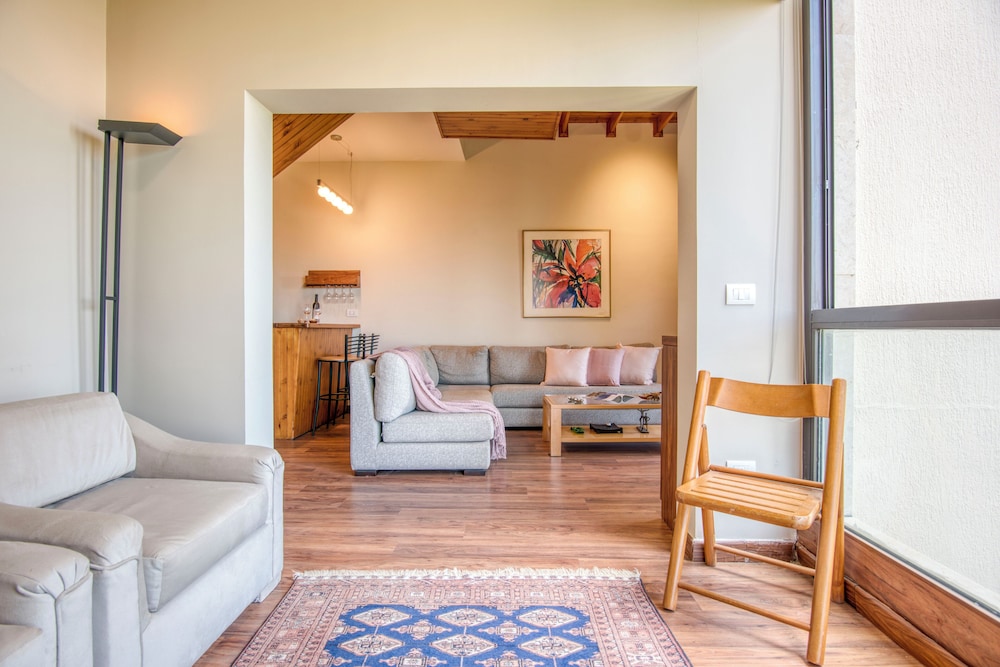 Gin - Duplex 3-BR Chalet in Mzaar