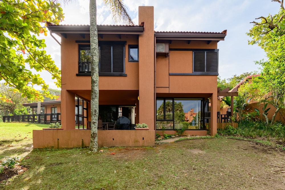 San Lameer Villa Rentals 2908
