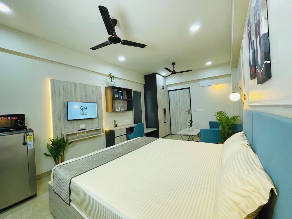 OnlyStay Peace Pavillion