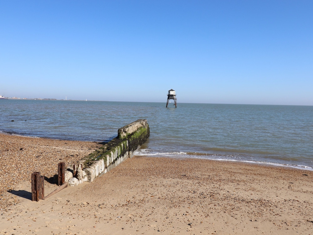 Flat 19 By The Beach