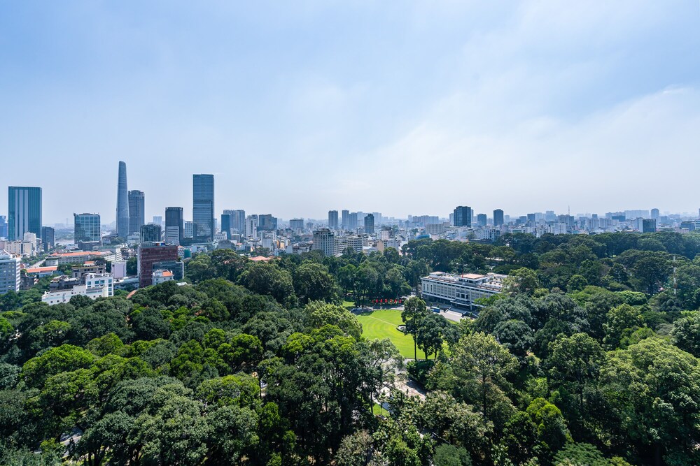 Saigon Skyline Suite in Central District 1