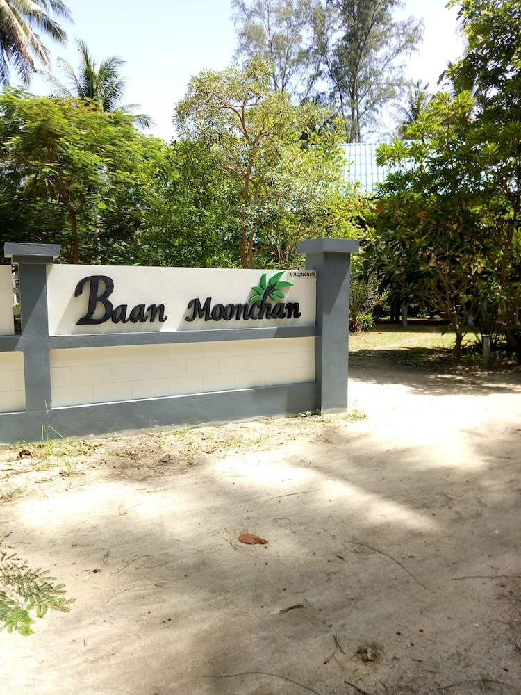 Baan Moonchan