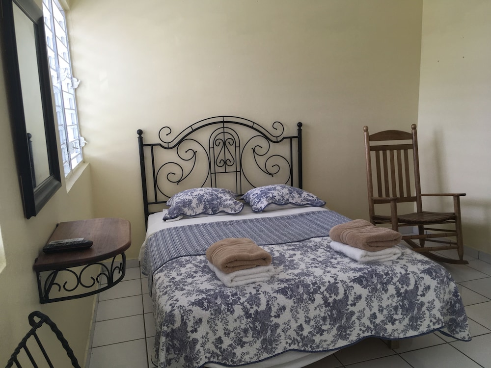 Posada Colonial Apartments