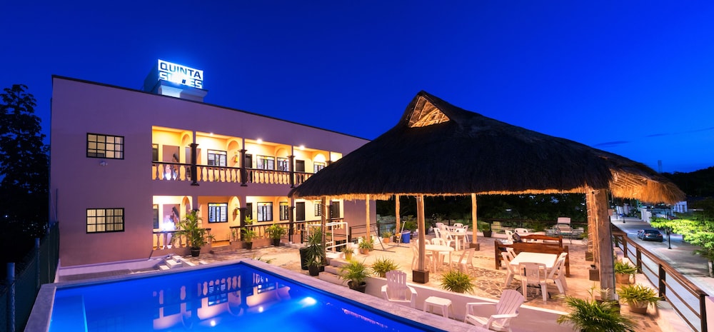 Hotel Quinta Suites - Image 1
