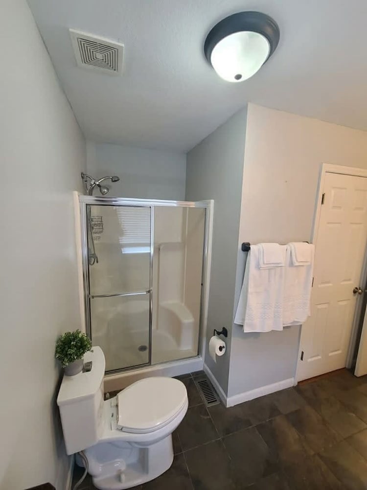 Remodeled and Inviting Free EV Charging Station Level 2
