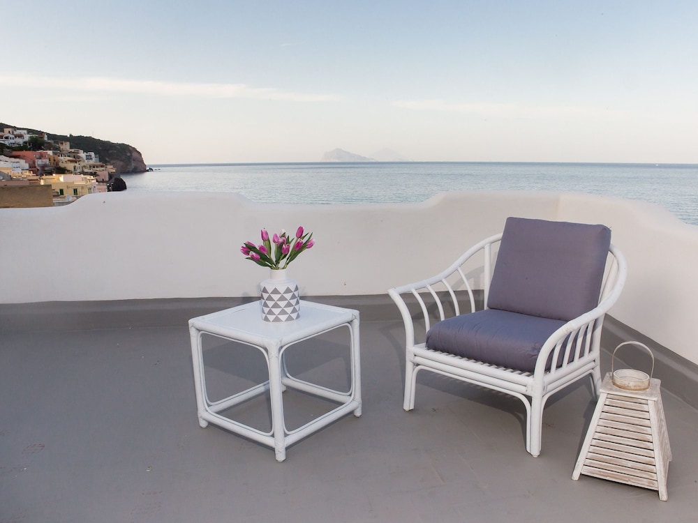 Pietra Pomice Hotel