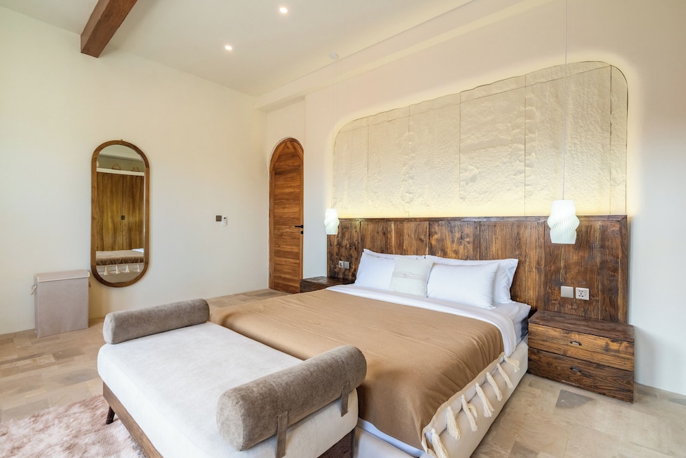 3BR Luxe Pool Villa Anaya