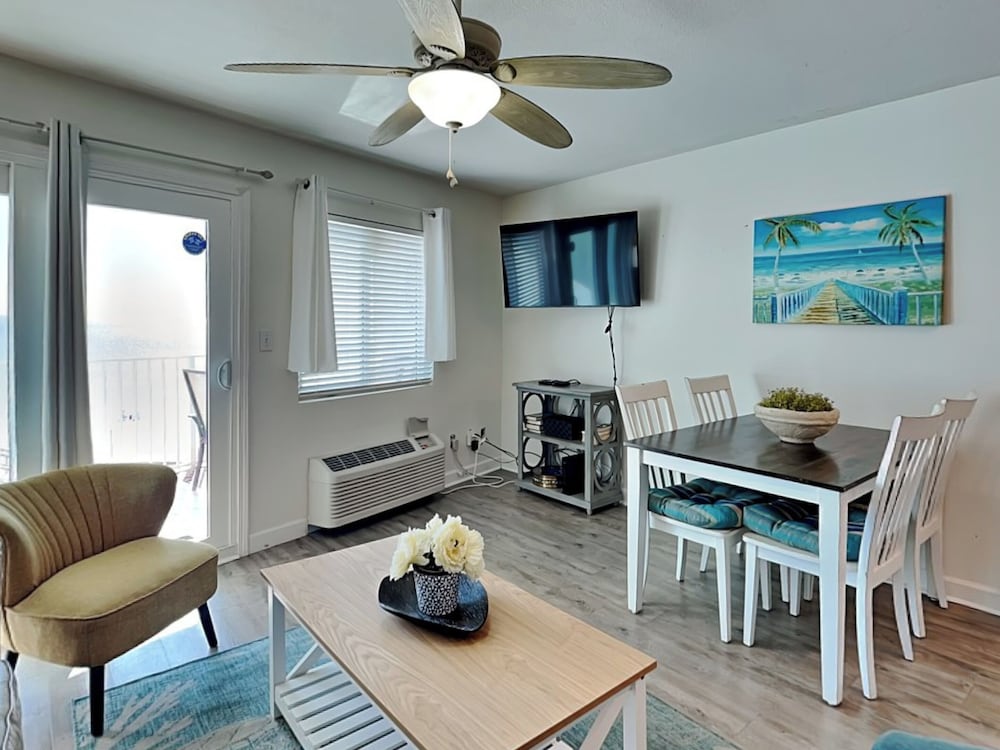 Perdido Skye #24 by Southern Vacation Rentals