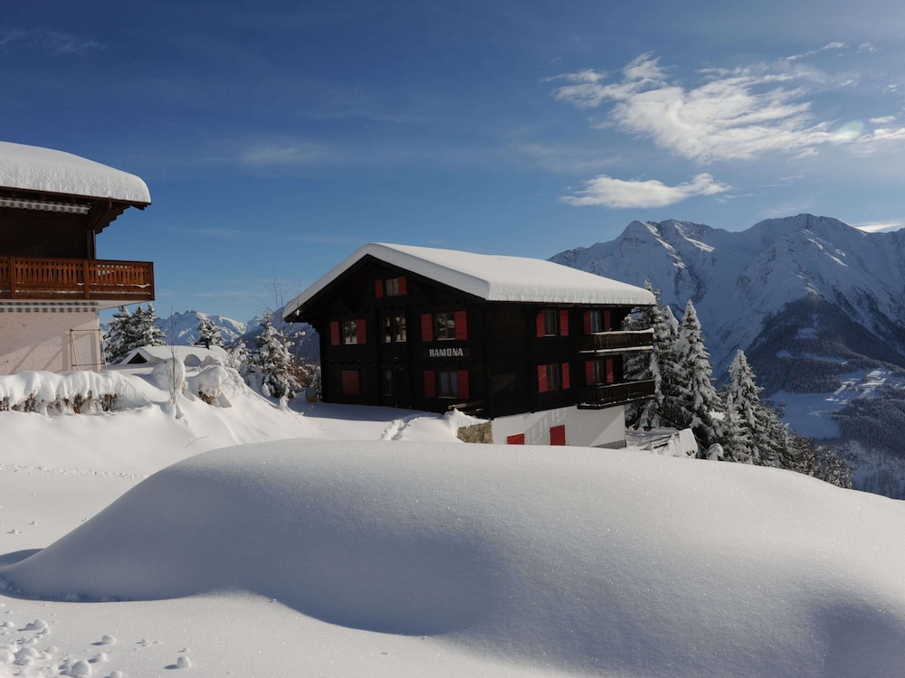 Comfy Apartment in Riederalp With Balcony view 3