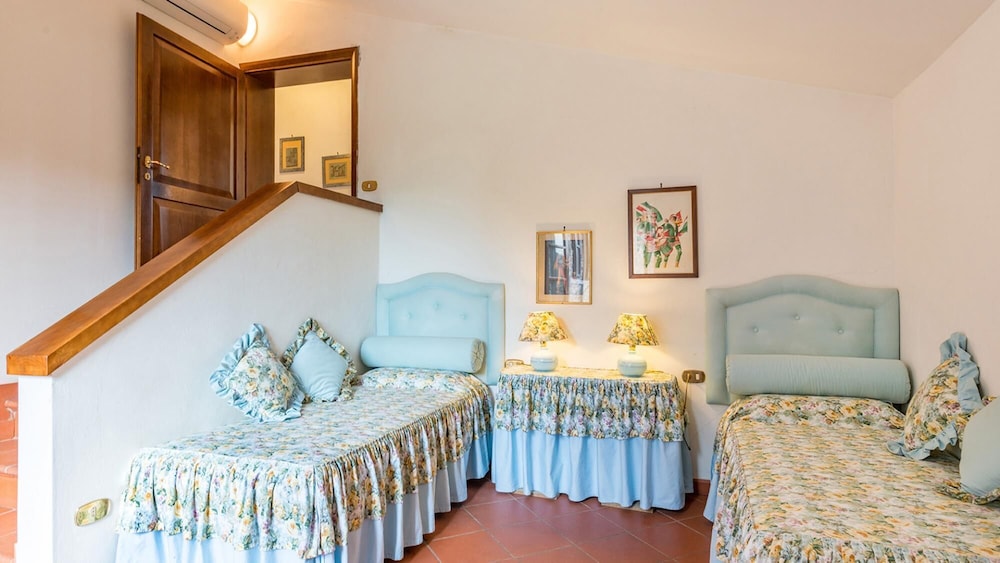 Villa Le Focaie 8 in Asciano view 4