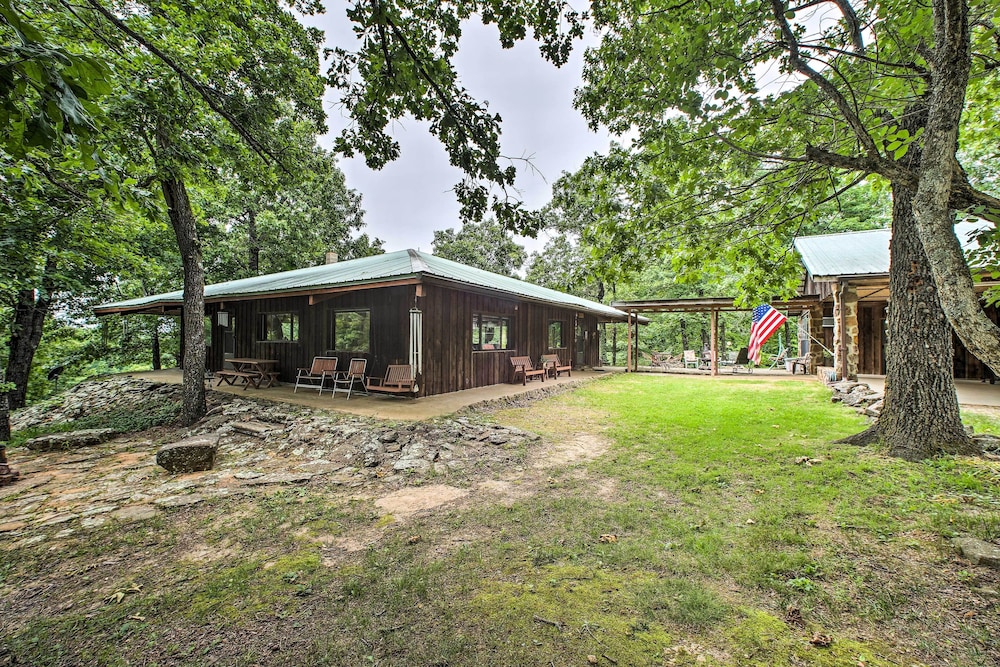 Harrison Vacations - 'pine Lodge Cabin' on 450 Acres in Ozark Mountains - Property Image 1