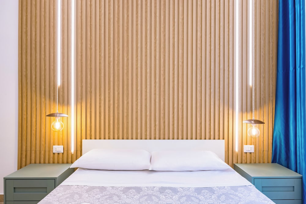 Essentia Home