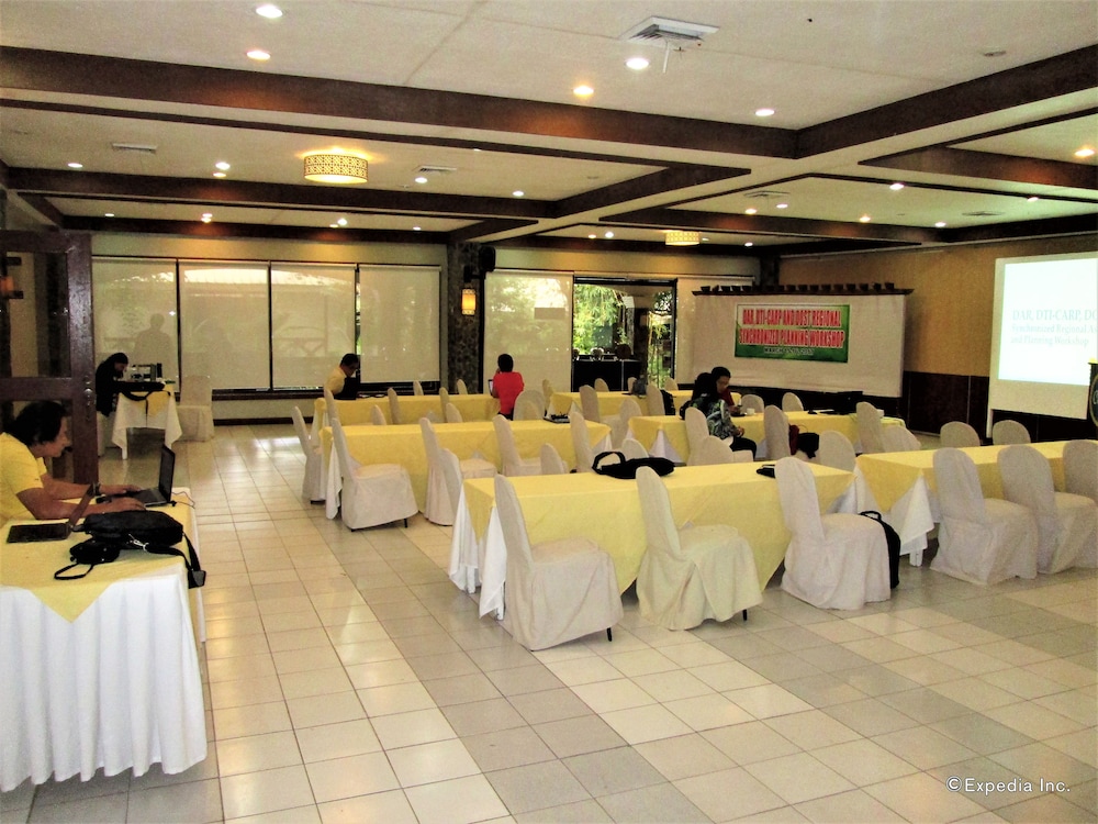 meeting & event spaces