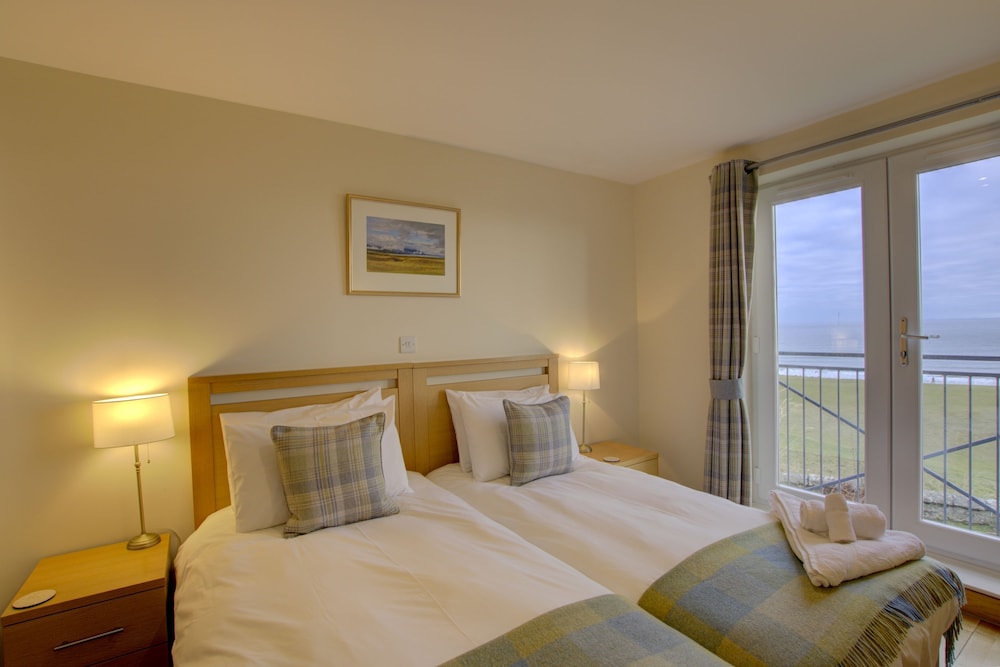 No 10 The Links Apartment Brora