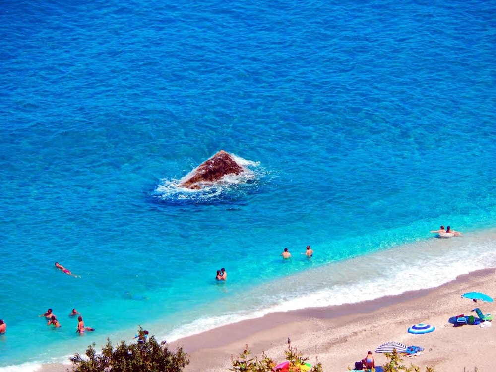 Hara s House Pelion